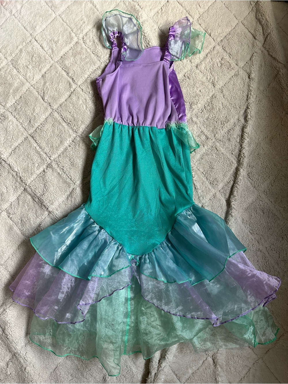Disney | Little Mermaid Ariel Halloween Costume and Necklace | Size 6/6X - Picture 7 of 7